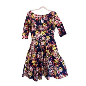 NWT Unique Vintage Navy Floral Fit & Flare Dress w/pockets 3/4 Sleeve Keyhole bk